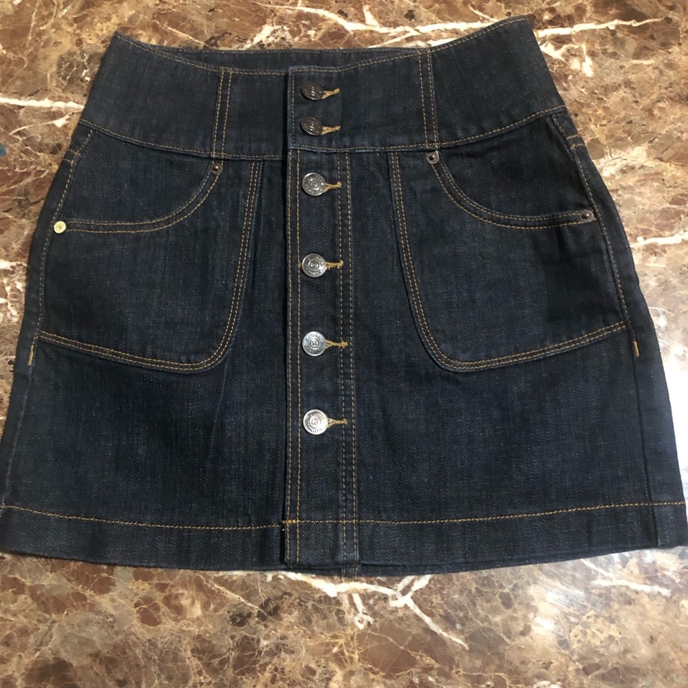 Bullhead skirt size 1